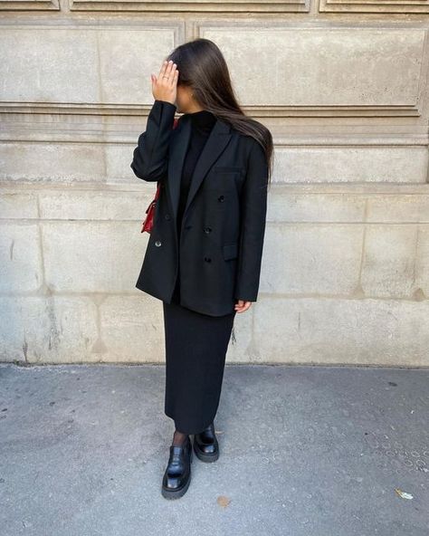 Ootd Blazer Noir, Outfit Avec Blazer Noir, Outfit Avec Blazer, Blazer Noir Outfit, Zara Outfits 2024, Outfit Mocassin, Outfit Blazer Noir, Styling Black Blazer, Outfit Jean Noir