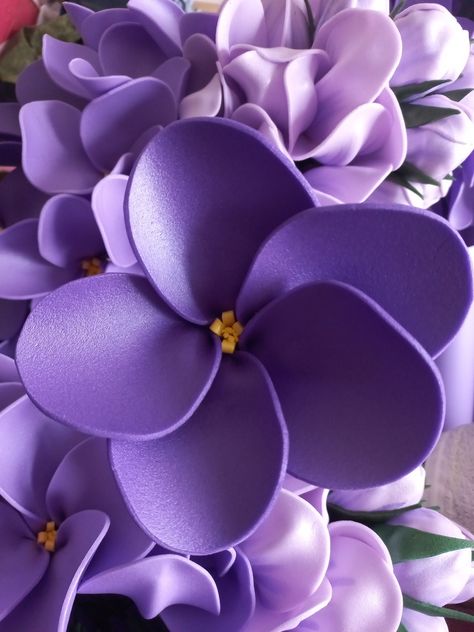 Eva Foam Flowers, Foam Diy, Flower Paper, Giant Flowers, Foam Flowers, Eva Foam, Flower Making, Paper Flowers, Gift Ideas