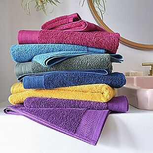 Yellow Bath Towels, Blue Bath Towels, Cotton Bath Towels, Bath Towel Sets, Bathroom Essentials, House Stuff, Towel Rack, Bath Towel, Towel Set