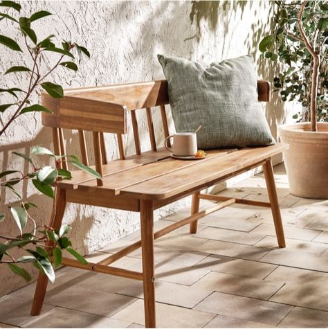 Vind hier meer inspiratie voor jouw tuin. De beste tuinartikelen shop je hier. Exterior House Stone, Garden Bench Diy, Wooden Garden Benches, Wooden Garden Furniture, Garden Storage Shed, Diy Bench, Best Flooring, Wooden Bench, Interior Garden