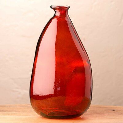 Elements Of Design Shape, Balloon Vase, Photography Elements, Beautiful Glassware, Recycled Glass Vases, Red Vase, Red Vases, Rainbow Glass, Table Vase