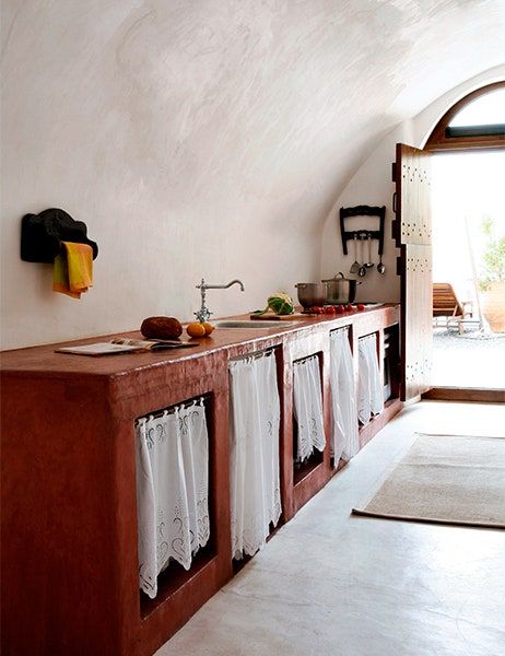 Santorini House, Casa Vintage, Cob House, Galley Kitchen, Cheap Decor, Interior Inspo, Rustic Kitchen, House Inspiration, A Kitchen