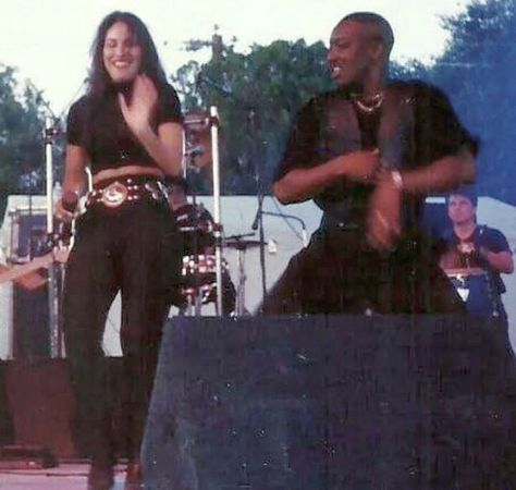 Selena & Don Shelton Tumblr, Selena Quintanilla Songs, Selena Quintanilla Outfits, Selena Quintanilla Fashion, Selena Pictures, Selena Q, Tejano Music, Selena Quintanilla Perez, Selena Quintanilla