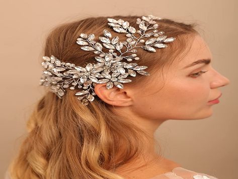 bridal hair comb as wedding headband decorative hair comb in large flower hair comb style, bridal head piece & bejeweled headband Pearl headband material: rhinestones, crystals, simulated pearls, alloy leaves, silver wire. Decorative size: approximately 11.8 inches in length（30cm), 5.9 inches in width(15cm) Color: silver all of our unique and special designs are handmade. our hair accessories and wedding hair vine are simple and classic. Occasion: pearl bridal comb can be used at weddings, p Flower Wedding Hair, Flower Hair Accessories Wedding, Flower Headpiece Wedding, Pearl Party, Decorative Hair Combs, Beautiful Hair Accessories, Bride Headpiece, Hair Accessories Pearl, Bridal Hair Flowers