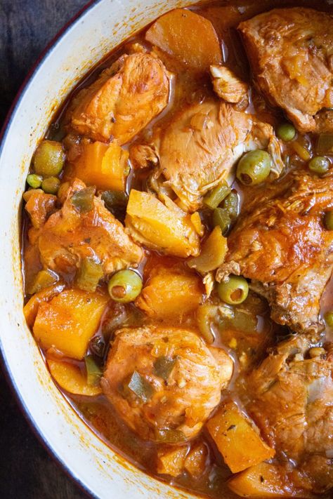 chicken fricassee, fricase de pollo, cuban chicken fricassee, cuban recipe, cuban food, coco and ash Chicken Fricasse Recipe, Cuban Recipe, Cuban Chicken, Chicken Fricassee, Cuban Dishes, Boricua Recipes, Cuban Cuisine, Hispanic Food, Cuban Recipes