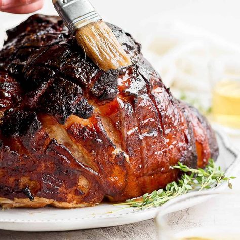 Honey Ham Glaze, Bourbon Ham Glaze, Ham Glaze Recipe Brown Sugar, Bourbon Ham, Ham Glazed, Bourbon Glazed Ham, Honey Ham Glaze Recipe, Ham Sauce, Brown Sugar Ham