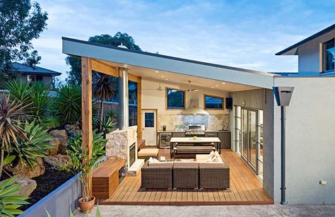 8 things to consider for a great alfresco area : iBuildNew Blog Backyard Entertaining Area, Alfresco Designs, Garden Seating Area, Backyard Design Layout, Alfresco Area, Backyard Entertaining, Backyard Pergola, Outdoor Entertaining Area, Garden Seating