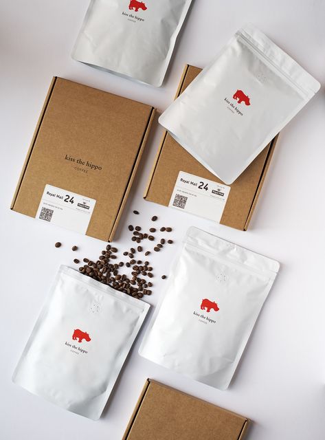 Coffee Beans Photography, Sustainable Coffee, Coffee Roaster, Coffee Subscription, Coffee Equipment, Single Origin Coffee, Specialty Coffee, Coffee Packaging, Coffee Branding