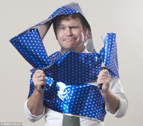 Martin Grix has created 'Man Wrap' to help men who struggle to wrap presents neatly. It does not require scissors, tape or any fiddly folding Bf Gifts, Gift Wrapping Paper, Holidays And Events, Paper Gifts, Wrapping Paper, Christmas Party, Gift Wrapping, Gifts