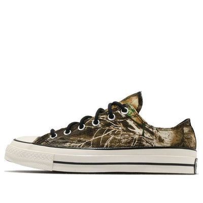 Converse Realtree x Chuck 70 Low 'Edge Camo Print' 168559C (SNKR/Unisex/Low Top/Multicolor/Camouflage) Low Converse Outfit, 2000s Sneakers, Camp Shoes, Camo Converse, Converse Accessories, Chuck 70 Low, High Top Chucks, Camo Shoes, Camo Outfits