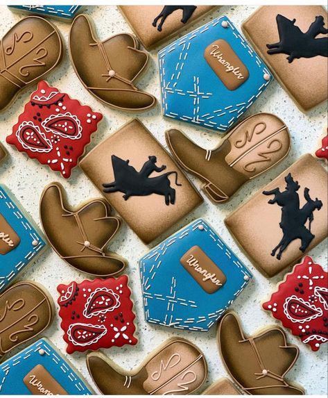 Wrangler Cookies Decorated, Western Birthday Cookies Decorated, Rodeo Cookies Western Parties, Southwest Cookies Decorated, Western Themed Cookies Decorated, Boots And Bows Cookies, Rodeo Decorated Cookies, Cowboy Birthday Cookies, Western Decorated Cookies