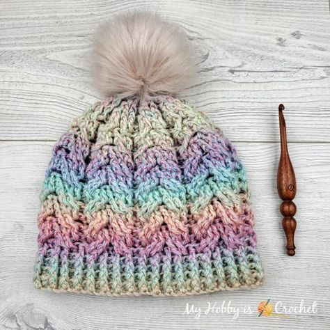 My Hobby Is Crochet: Dreamy Cable Hat | Free Crochet Pattern Cool Crochet Stitches, Cute Crochet Beanie, Intermediate Crochet Patterns, Crochet Hats Free Pattern Ladies, Cabled Hat Pattern, Crochet Caps, Beanie Pattern Free, Crochet Hat Patterns, Crochet Beanie Pattern Free