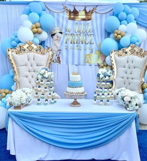 Royal Blue Baby Shower Ideas, Little Prince Baby Shower Theme, Crown Baby Shower Ideas, Boy Baby Shower Ideas Black People, Prince Themed Baby Shower Ideas, Little Prince Baby Shower Ideas, Prince Baby Shower Ideas, Royal Prince Baby Shower Theme, Royalty Baby Shower Theme