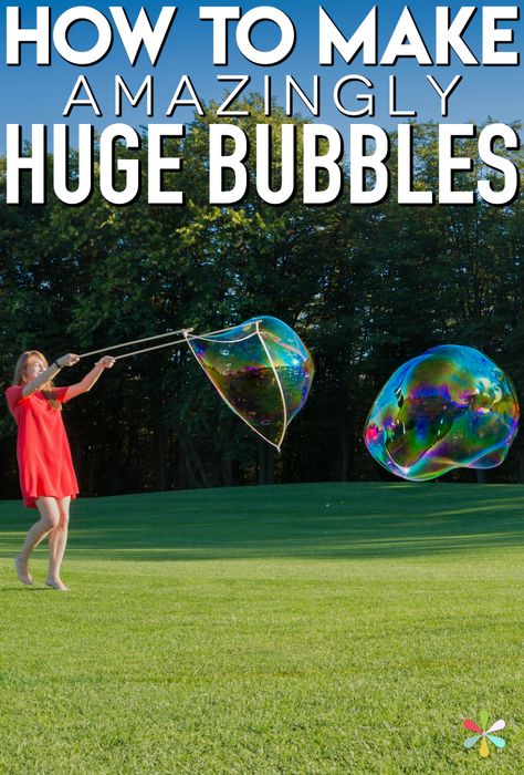 How to make huge bubbles. DIY Recipe for giant bubbles. Making homemade bubbles is easy, and making huge bubbles is easy and so fun! Learn how to make them here! #bubbles #bubblerecipe Touchable Bubbles, Giant Bubble Recipe, Huge Bubbles, Baby Gel, Workout Smoothie Recipes, Bubble Recipe, Super Bubbles, How To Make Bubbles, Bubble Solution