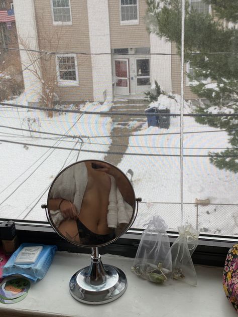 Shower Self Care, Winter Mirror, Mirror Placement, Good Photography, Photography Location, White Snow, Location Photography, White Towels, Glass Shower