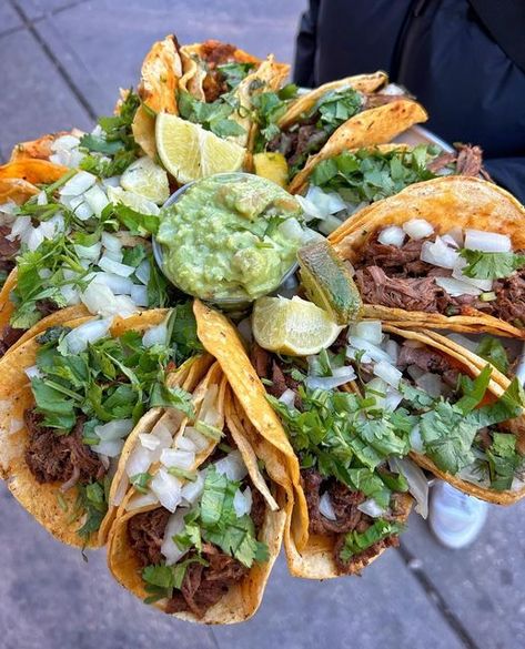 Tacos Platter, Mexican Plates Food, Taco Display, Taco Plate, Taco Tray, Mexican Platter, Taco Birthday, Taco Platter, Mexican Plates