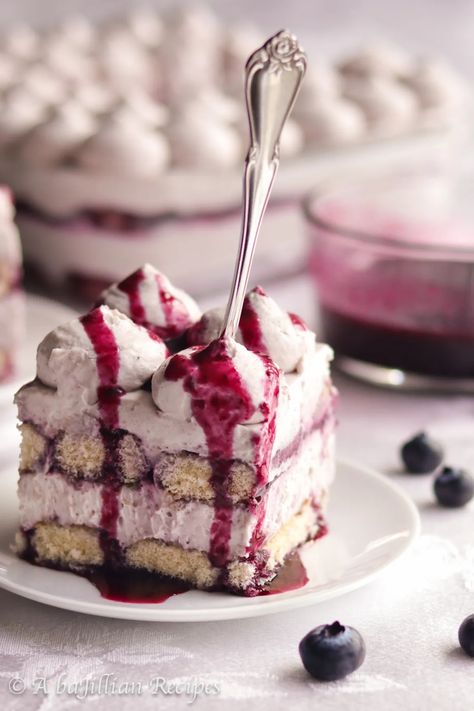 Blueberry Tiramisu - A baJillian Recipes Blueberry Tiramisu, Blueberry Mascarpone, Coffee Treats, Gluten Free Cheesecake, Mascarpone Cream, Blueberry Desserts, Tiramisu Recipe, Rich Desserts, Cream Filling