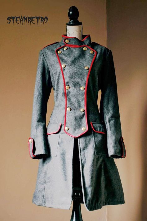 1940s Trench Coat, Military Long Coat, Maid Outfit Anime, Military Coats, Womens Trench Coat, Military Jacket Women, Sunday Clothes, Gothic Coat, Vampire Clothes