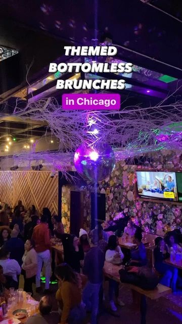 Bottomless Mimosas Chicago, Fun Places In Chicago, Brunch Chicago, Chicago Bucket List, Chicago Christmas, Places In Chicago, Birthday Venues, Bottomless Mimosas, Romantic Date Night Ideas