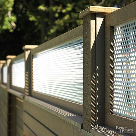 Give extra interest to a traditional privacy fence by topping it with a contrasting panel. Standard lattice panels can do the job, or make your own unique design by using perforated aluminum panels framed in matching cedar. Fence Planning, Diy Privacy Fence, Fence Toppers, Privacy Fence Designs, Backyard Privacy, Privacy Fences, Cedar Fence, Privacy Walls, Front Yards