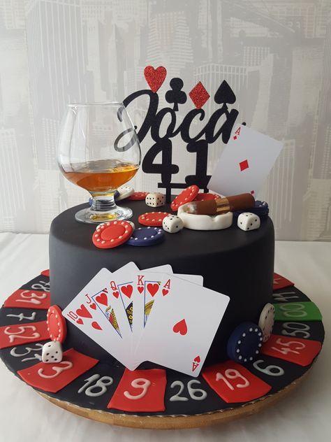 Casino cake by Sanjin slatki svijet Casino Cakes For Men, 21st Birthday Cake For Guys, 40th Birthday Cakes For Men, Casino Cake, Poker Cake, Vegas Cake, Casino Birthday Party, 22nd Birthday Cakes, Vegas Theme Party