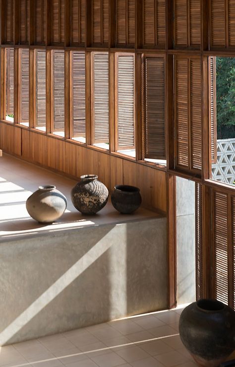 Japanese Interior, Shutters, Interior Styles Guide, Shigeru Ban, Home Garden Design, Terrace Design, Window Design, Interior Inspo, Architecture Details