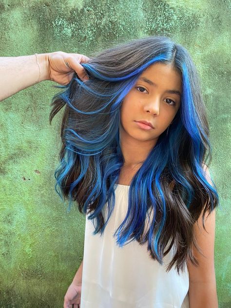 Blue Color Blocking Hair, Blue Halo Hair Color, Dyed Hair Inspiration Blue, Blue Extensions Hair, Under Hair Dye Purple, Black And Light Blue Hair, Blue And Purple Hair Highlights, Purple Hair Color Ideas For Blondes, Brunette With Blue Highlights