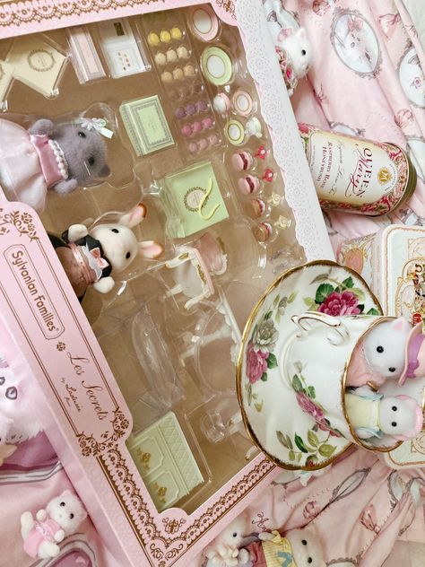 Critters 3, Calico Critters Families, Sonny Angel, Mini Things, Sylvanian Families, Cute Little Things, Cute Toys, Miniature Toys, Just Girl Things