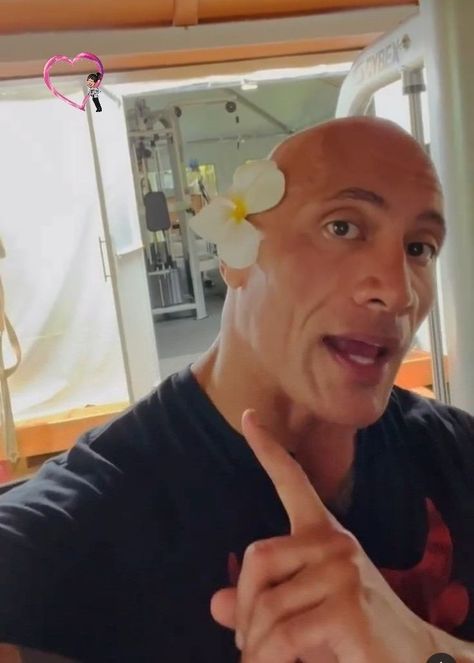 Dwayne Johnson Meme, Dwayne Johnson Family, The Rock Workout, Pop Culture Tattoos, Culture Tattoos, Wwe The Rock, Rock Aesthetic, Rock Johnson, The Rock Dwayne Johnson