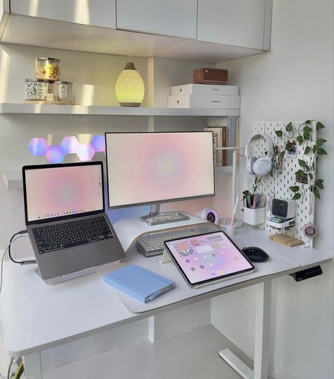 Desk Ideas With Laptop, Desk Set Up Laptop And Monitor, Two Laptop Desk Setup, Laptop Monitor Ipad Desk Setup, Laptop Monitor Setup Ideas, Aesthetic Desk Setup Laptop, Desk Ideas With Monitor, Small Desk Pc Setup, Desk Setup Monitor And Laptop