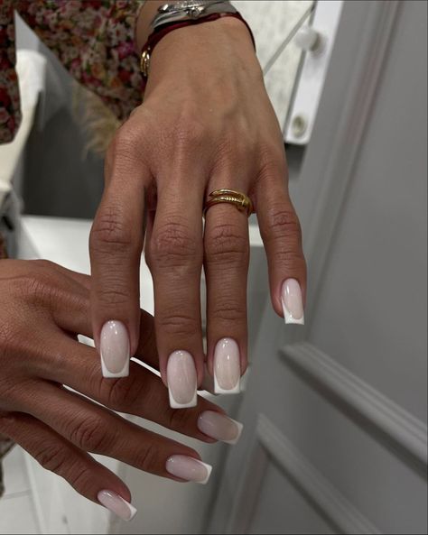 Long Nail French, French Long Nails, French Nails White, Long French Nails, Nail Art Tattoo, White Chrome Nails, Nail French, Office Nails, White Tip Nails