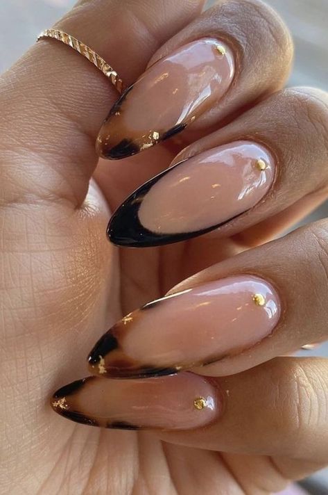 Miu Miu Nails, Resort Nails, Red Cheetah Nails, Nails Black Women, Cheetah Nails, Nude Nail Designs, Nail Art Wedding, Bling Acrylic Nails, Nails Desing