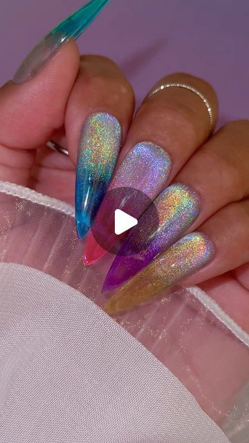 Daily Charme Official on Instagram: "The EASIEST Holographic Glass Ombre Nail Tutorial 💿 Comment “HOLO GLASS” for everything you need to create this look ✨🌈 

Save & share for inspo! 🫶

#holonails #glazenails #tintednails #ombrenails #glassnails #nailinspo #nailtutorial #chromenails #easynails #diynails #naildesign #trendynails #holographicnails #nailtech #nailart #summernails" Acrylic Nails Chrome, Ombre Nails Tutorial, Holo Nails, Nails Chrome, Ombre Nail, Nail Tutorial, Nail Shimmer, Glass Nails, Holographic Nails