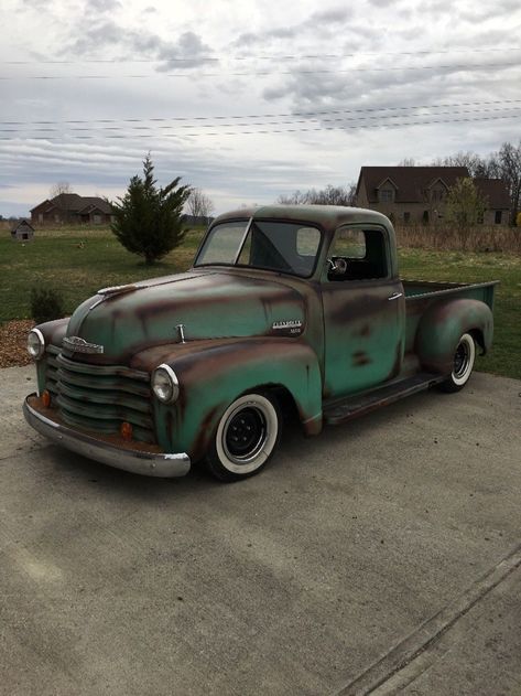 rat rod 1950 Chevrolet Pickup custom Sp2 Vw, Pickup Trucks Camping, Vintage Chevy Trucks, Casa Hobbit, Studebaker Trucks, Rat Rod Trucks, Chevy 3100, Vintage Pickup, Trucks Lifted