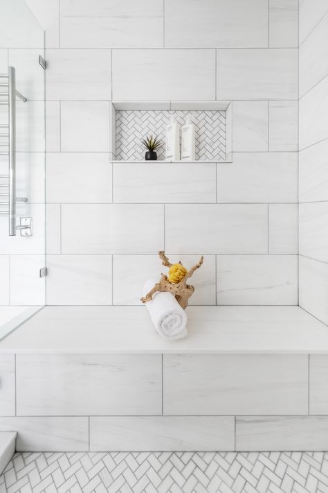 Large Tiles Shower Wall, Big White Tiles Bathroom Walls, White Stone Bathroom Tiles, Large Rectangle Tile Shower Ideas, Big Marble Tile Bathroom, Big White Bathroom Tiles, Wide Tile Shower Ideas, Bathrooms With Big Tiles, Bathroom Tile 12x24 Ideas