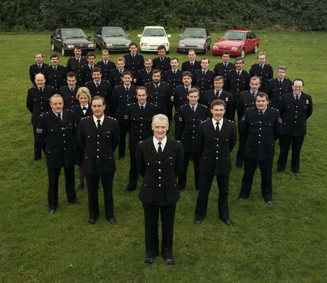 Members of Greater Manchester Police’s Traffic Area Support Service (TASS) pose with their vehicles in Heaton Park back in 1987. The unit used unmarked vehicles to combat vehicle theft and various other types of crime. www.gmpmuseum.co.uk British Police Cars, Back In 1987, Types Of Crimes, Manchester Police, British Police, Greater Manchester, Emergency Response, Community Engagement, Support Services