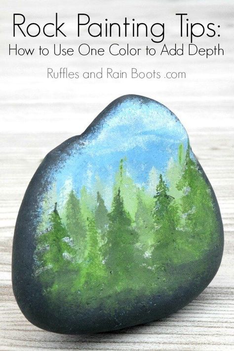 Make this fall rock painting idea - a mountain forest with trees painted in a one-color variation. Click to see how fun and easy! Tree Rock Painting, Fall Rock Painting, Rock Painting Idea, Fall Rock, Rock Painting Tutorial, Mountain Forest, Painted Rocks Diy, Rock Painting Ideas Easy, Rock Painting Patterns