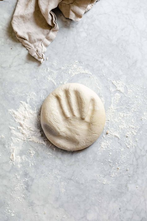 Pizza Dough Fast, Fast Pizza Dough, Dough Recipe Easy, Pizza Dough Easy, Easy Pizza Dough Recipe, Concept Restaurant, Fast Pizza, Baking Photography, Dough Pizza