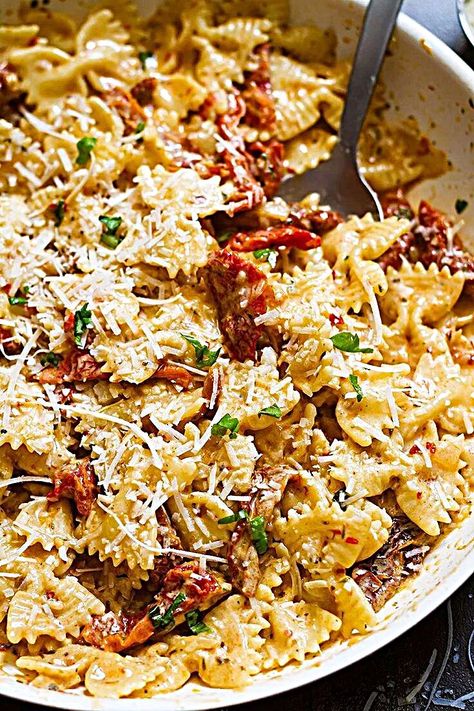 Besides being incredibly easy to make, this Creamy Sun-Dried Tomato Pasta cooks up super fast, and leave you feeling full and happy! With it’s hearty flavors and only a handful of ingredients… Creamy Sun-Dried Tomato Pasta - Creamy Sun-Dried Tomato Pasta — Eatwell101 #recipestonourish #foodmaniacindia #recipebelow #recipedessert #recipeforsuccess #foodtime #recipeplease #foodanddrink #FoodIsBae #foodasmedicine #RecipesVideos #foodphotos #recipejournal #recipecreator #foodforthesoul Creamy Cajun Chicken Pasta, Creamy Cajun Chicken, Sun Dried Tomato Pasta, Cajun Chicken Pasta Recipes, Tomato Pasta Recipe, Creamy Pasta Recipes, Beef Pasta, Cajun Chicken Pasta, Cajun Chicken