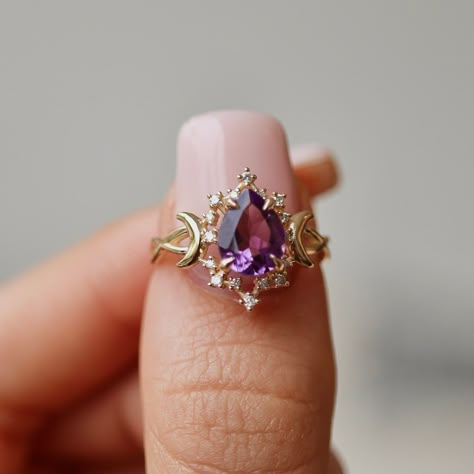 Gold Amethyst Engagement Ring, Gold And Amethyst Ring, Engagement Rings Celestial, Wedding Ring Amethyst, Unique Amethyst Engagement Rings, Engagement Ring Moon, Magical Engagement Ring, Purple And Gold Engagement Ring, Cute Engagement Ring