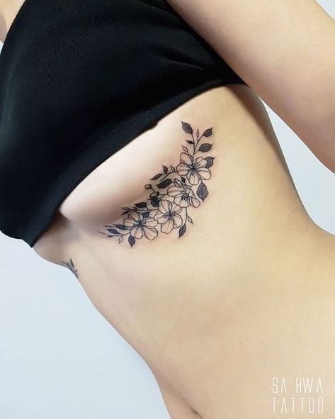 30 Most Sexy Girly Tattoos Designs Tattoo Ribs, Underboob Tattoo Designs, Tattoo Over Scar, Mastectomy Tattoo, Tattoos To Cover Scars, Scar Tattoo, Underboob Tattoo, Tree Tattoo Designs, Inspiration Tattoos