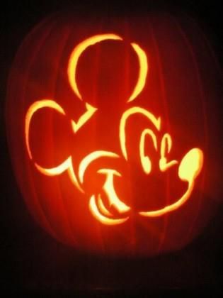 Cute Pumpkin Carving, Mouse Pumpkin, Disney Pumpkin Carving, Pumkin Carving, Creative Pumpkin Carving, Mickey Mouse Pumpkin, Amazing Pumpkin Carving, Disney Pumpkin, Pumpkin Carving Designs