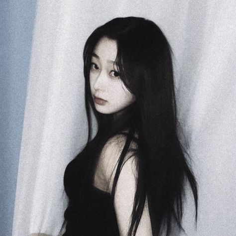 Goth Kpop Icons, Fairy Grunge Aesthetic, Girl G, Profile Photo, Grunge Aesthetic, Beautiful World, Dress To Impress, My Girl, Avatar