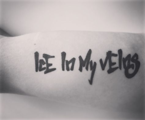 ice in my veins - d'angelo russel Ice In My Veins Tattoo, Veins Tattoo, Ice In My Veins, Ice Tattoo, Tattoo Advice, Cool Forearm Tattoos, Old School Tattoo Designs, Modern Tattoos, School Tattoo