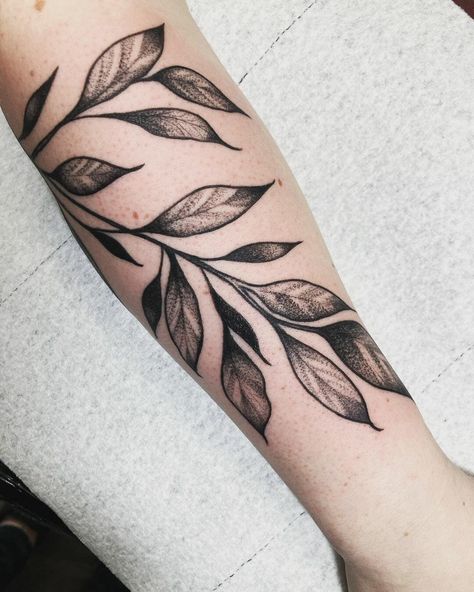 57 Vine Tattoos- A Comprehensive Gallery of Nature’s Artistry - Psycho Tats Botanical Wrist Tattoo, American Traditional Vine Tattoo, Plant Vine Tattoo, Vine Leaf Tattoo, Traditional Vine Tattoo, Vines Tattoo, Rose Vine Tattoos, Gap Filler Tattoo, Vine Tattoo