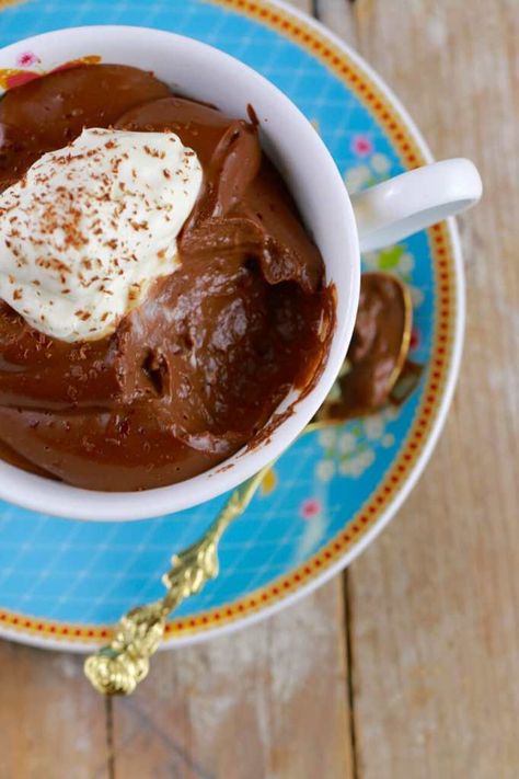 Pudding In A Mug Microwave, Microwave Chocolate Pudding, Pudding In A Mug, Mug Meals, Microwave Mug Recipes, Microwave Mug, Bigger Bolder Baking, Mug Recipes, Microwave Cooking