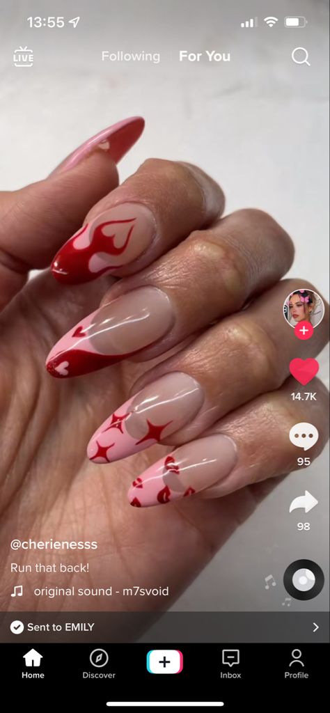 Valentines Nails Alternative, Long Oval Valentines Nails, Acrylic Nails Almond Valentines Day, Valentine’s Day Gel X Nails, Valentine's Day Nails Acrylic Almond, Valentines Day Nails Cupid, Green Valentines Day Nails, Valentines Day Almond Shape Nails, Valentines Day Nails Funky