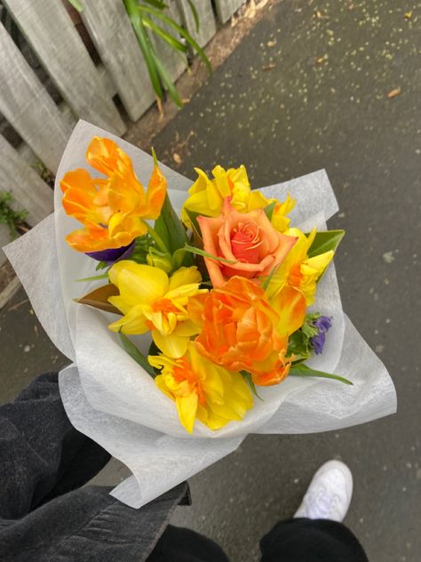 Flower bouquet, rose, daffodils, orange, yellow, purple, spring Daffodil Bouquet, Bouquet Rose, Purple Spring, Wedding Plan, Yellow Purple, Flower Cake, Rose Bouquet, Daffodils, Orange Yellow