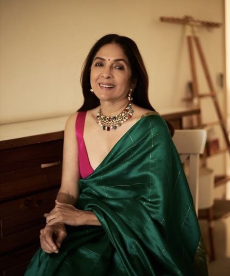 Nina Gupta Saree, Neena Gupta Blouse Design, Blouse With Knot At The Back, Masaba Gupta Blouse Design, Neena Gupta Blouse, Neena Gupta Saree, Masaba Gupta Saree, Celebrity Saree Look, Saree Look Traditional