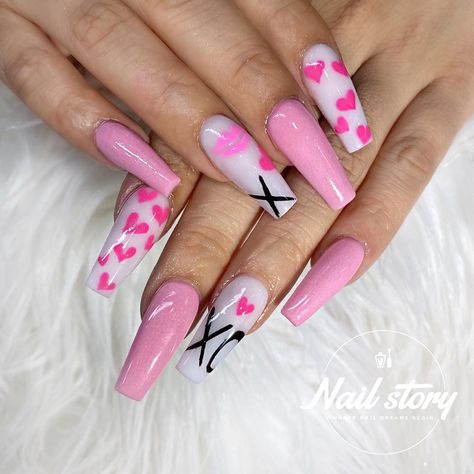 NAIL STORY OF CHINO HILLS on Instagram: “💓Your love’s like XO 💕 ___________ 💅🏼Pink & white colored powder coffin set with hand-painted hearts, kisses, & XO 💋 ___________ 💁🏻‍♂️Nails…” Xo Nails Design, Xo Nails, Nail Story, Chino Hills, Love S, Painted Hearts, Nails Design, Nail Design, Nail Ideas